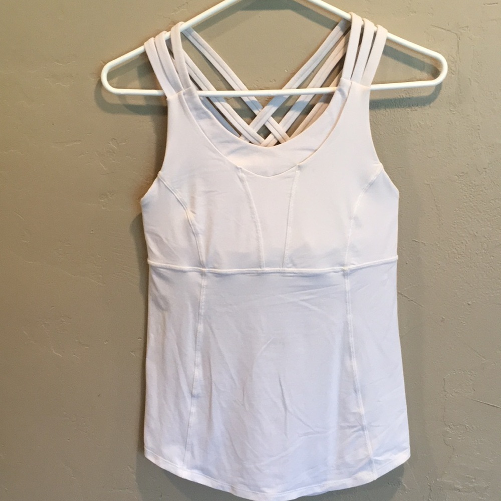 Lululemon Tank with built in bra size 6